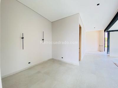 Casa de 5 alcobas en venta en Llanogrande, Rionegro, 614 m² · foto 5 de 20