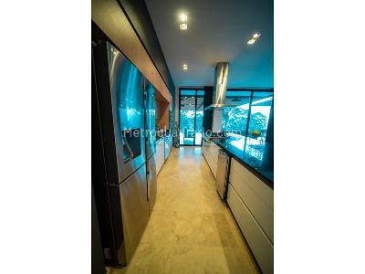 Casa de 4 alcobas en venta en El Poblado, Medellín, 450 m² · foto 8 de 20