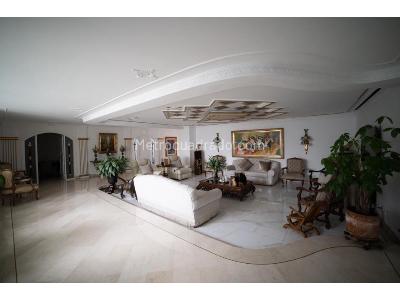 Apartamento de 5 alcobas en venta en Los Balsos, Medellín, 870 m² · foto 12 de 20