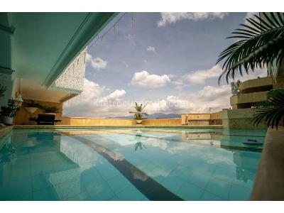 Apartamento de 5 alcobas en venta en Los Balsos, Medellín, 870 m² · foto 2 de 20