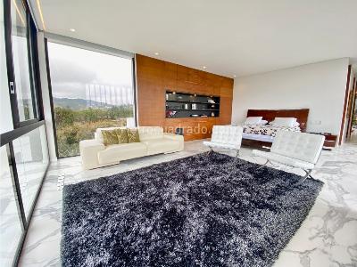 Casa de 3 alcobas en venta en Envigado, Medellín · foto 13 de 20