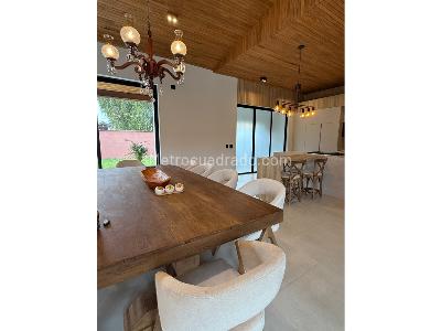 Casa de 5 alcobas en venta en Rionegro, Rionegro, 1590 m² · foto 4 de 20