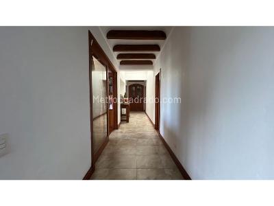 Casa de 3 alcobas en venta en El Escobero, Medellín, 600 m² · foto 9 de 20