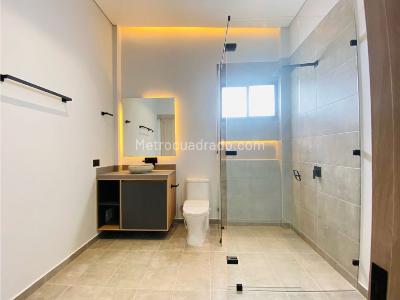 Casa de 3 alcobas en venta en Llanogrande, Rionegro, 424 m² · foto 14 de 20