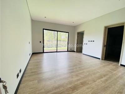 Casa de 3 alcobas en venta en Llanogrande, Rionegro, 424 m² · foto 17 de 20