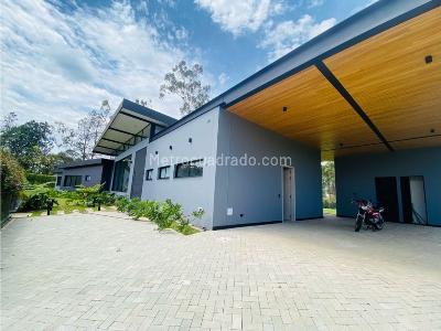 Casa de 3 alcobas en venta en Llanogrande, Rionegro, 424 m² · foto 5 de 20