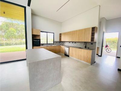 Casa de 3 alcobas en venta en Llanogrande, Rionegro, 424 m² · foto 7 de 20