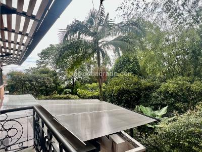 Casa de 5 alcobas en venta en El Poblado, Medellín, 690 m² · foto 10 de 20