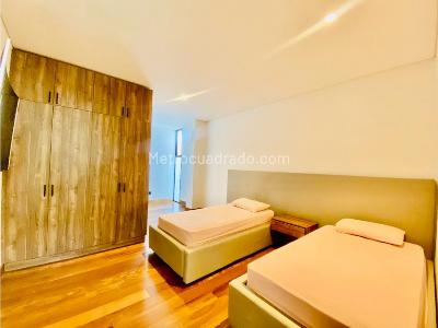 Casa de 5 alcobas en venta en Llanogrande, Rionegro · foto 6 de 20