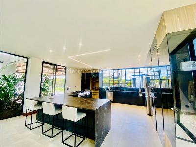 Casa de 5 alcobas en venta en Llanogrande, Rionegro · foto 14 de 20