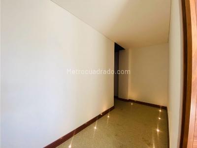 Casa de 5 alcobas en venta en Llanogrande, Rionegro · foto 16 de 20