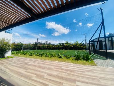 Casa de 5 alcobas en venta en Llanogrande, Rionegro · foto 19 de 20