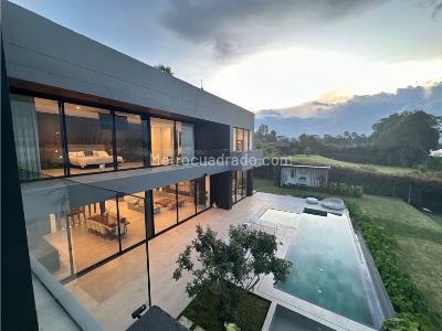 Casa de 4 alcobas en venta en Llanogrande, Rionegro · foto 3 de 20