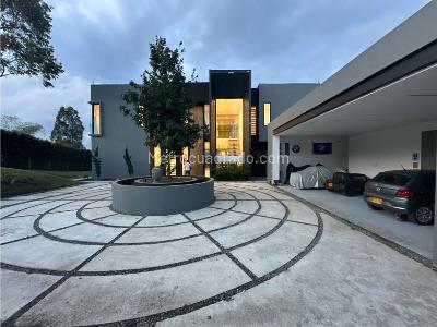 Casa de 4 alcobas en venta en Llanogrande, Rionegro · foto 4 de 20
