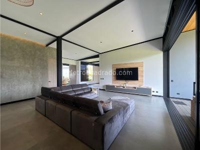 Casa de 3 alcobas en venta en Llanogrande, Rionegro, 576 m² · foto 3 de 13
