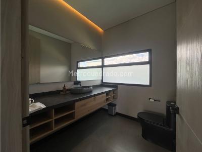 Casa de 3 alcobas en venta en Llanogrande, Rionegro, 576 m² · foto 5 de 13