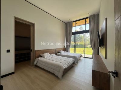 Casa de 3 alcobas en venta en Llanogrande, Rionegro, 576 m² · foto 7 de 13