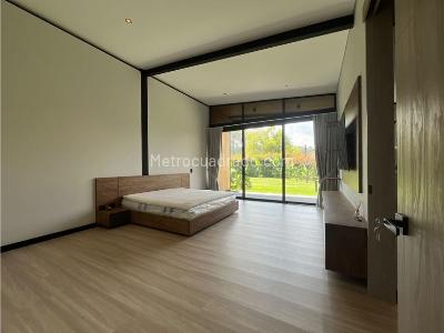 Casa de 3 alcobas en venta en Llanogrande, Rionegro, 576 m² · foto 8 de 13