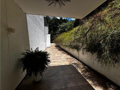 Casa de 5 alcobas en venta en Las Palmas, Medellín, 1920 m² · foto 18 de 20