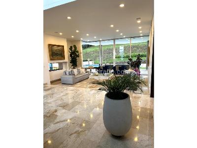 Casa de 4 alcobas en venta en Las Palmas, Medellín, 1550 m² · foto 14 de 20