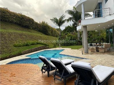 Casa de 4 alcobas en venta en Las Palmas, Medellín, 1550 m² · foto 15 de 20