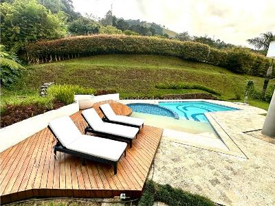 Casa de 4 alcobas en venta en Las Palmas, Medellín, 1550 m² · foto 2 de 20