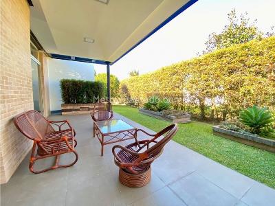Casa de 3 alcobas en venta en Llanogrande, Rionegro, 300 m² · foto 4 de 20