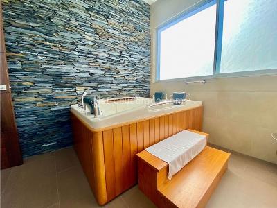 Casa de 3 alcobas en venta en Llanogrande, Rionegro, 300 m² · foto 18 de 20