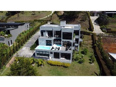 Casa de 3 alcobas en venta en Via Rionegro La Ceja, Rionegro · foto 12 de 19