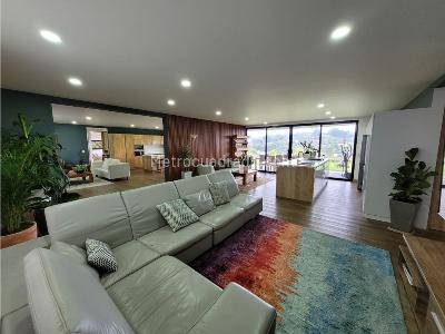 Casa de 4 alcobas en venta en Alto Palmas, Envigado, 500 m² · foto 12 de 20