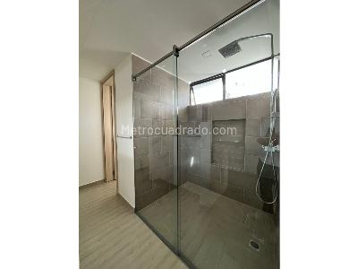 Casa de 4 alcobas en venta en El Poblado, Medellín, 783 m² · foto 6 de 20