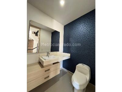 Casa de 4 alcobas en venta en El Poblado, Medellín, 783 m² · foto 18 de 20