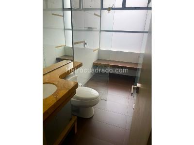 Apartamento en venta en El Poblado, Medellín · foto 11 de 14