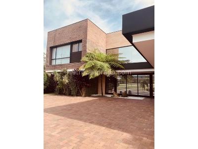 Casa de 4 alcobas en venta en Llanogrande, Rionegro, 410 m² · foto 12 de 15