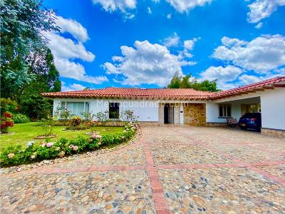 Casa de 3 alcobas en venta en El Tablazo, Rionegro, 380 m² · foto 3 de 20
