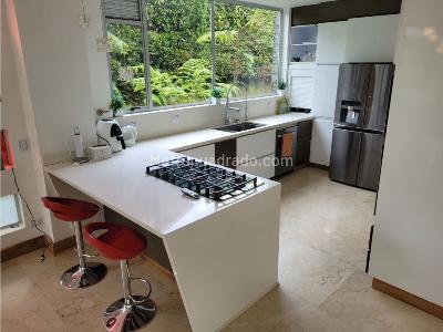 Casa de 4 alcobas en venta en Alto Palmas, Envigado, 450 m² · foto 9 de 20