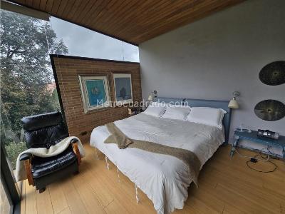 Casa de 4 alcobas en venta en Las Palmas, Medellín · foto 12 de 20