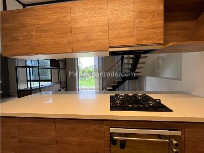 Apartamento de 1 alcoba en venta en Llanogrande, Rionegro, 70 m² · foto 3 de 20
