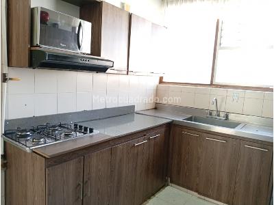 Casa de 3 alcobas en venta en Laureles, Medellín, 103 m² · foto 10 de 13