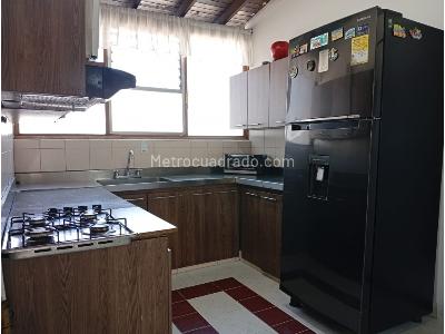 Casa de 3 alcobas en venta en Laureles, Medellín, 103 m² · foto 4 de 13
