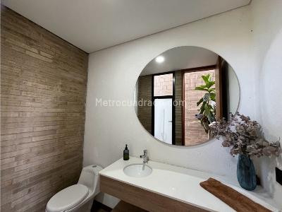 Casa de 5 alcobas en arriendo en Via San Antonio La Ceja, Rionegro · foto 19 de 20