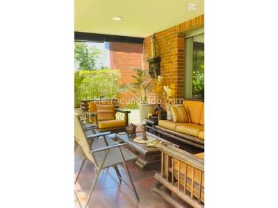 Casa de 3 alcobas en venta en Envigado, Medellín, 650 m² · foto 2 de 20