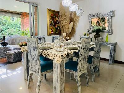 Casa de 3 alcobas en venta en Envigado, Medellín, 650 m² · foto 9 de 20