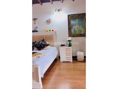 Casa de 3 alcobas en venta en Envigado, Medellín, 650 m² · foto 11 de 20