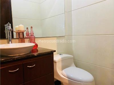 Casa de 3 alcobas en venta en Envigado, Medellín, 650 m² · foto 15 de 20
