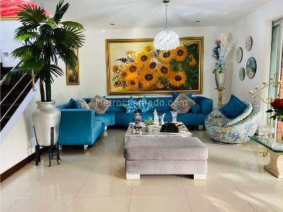 Casa de 3 alcobas en venta en Envigado, Medellín, 650 m² · foto 17 de 20