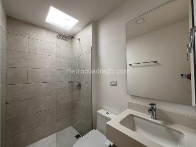 Casa de 3 alcobas en venta en El Porvenir, Rionegro, 220 m² · foto 16 de 19