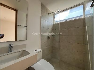 Casa de 3 alcobas en venta en El Porvenir, Rionegro, 220 m² · foto 17 de 19