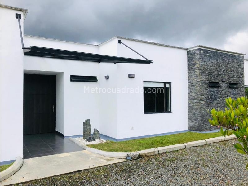 Charming 3BR House for Rent in La Fe, El Retiro - 2