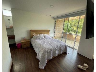 Casa de 3 alcobas en venta en Llanogrande, Rionegro, 378 m² · foto 5 de 10
